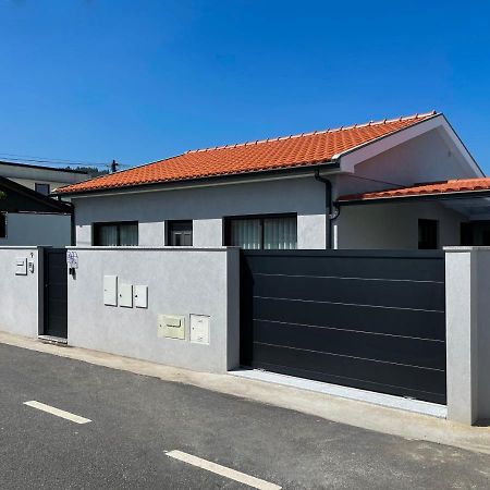 House 9 Guimaraes Villa Eksteriør bilde