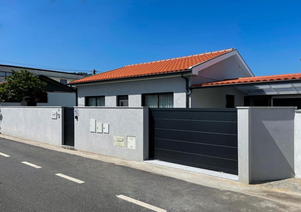 House 9 Guimaraes Villa Eksteriør bilde